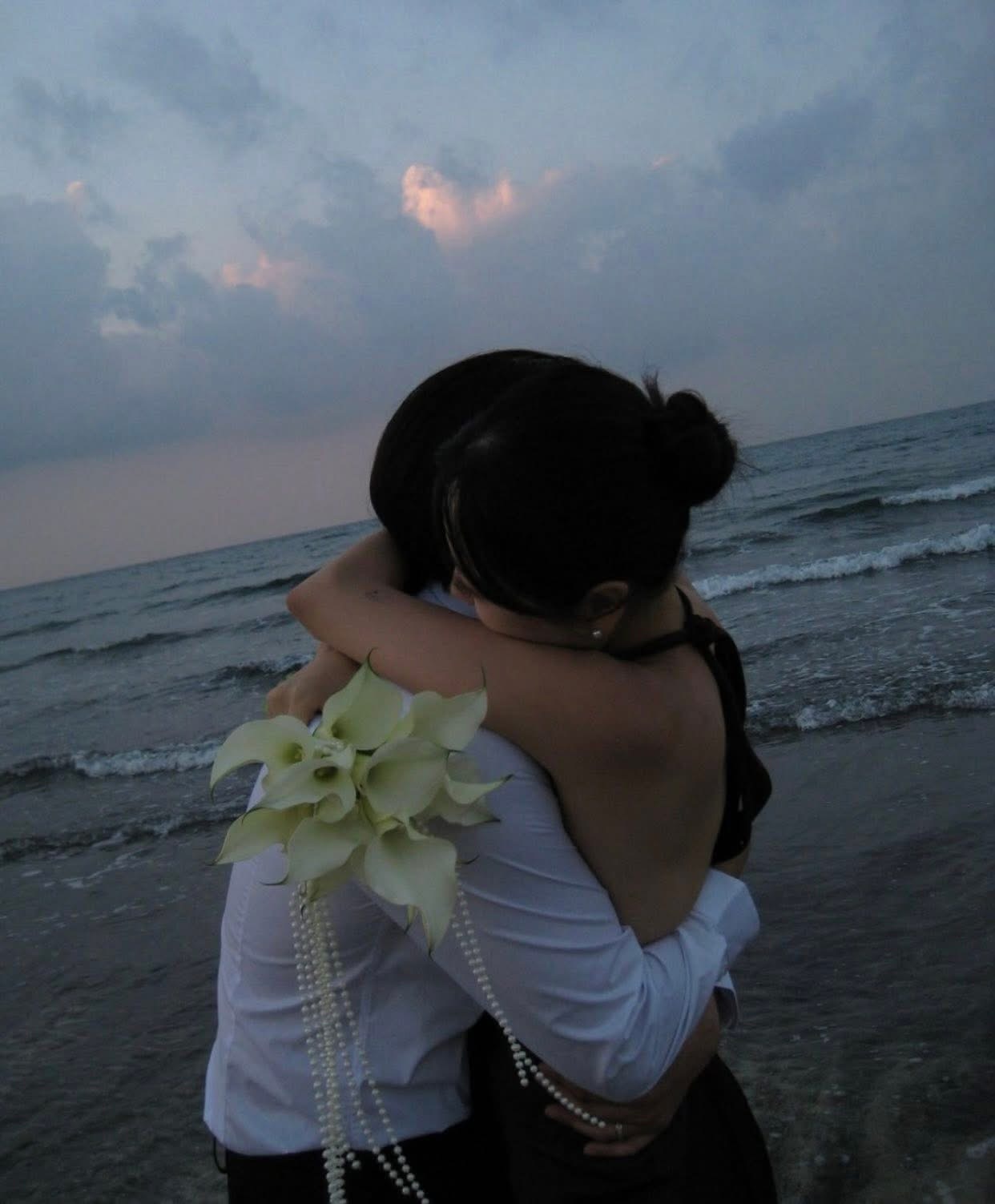 CHỒNG CƠ TRƯỞNG MẬP MỜ VỚI NỮ TIẾP VIÊN