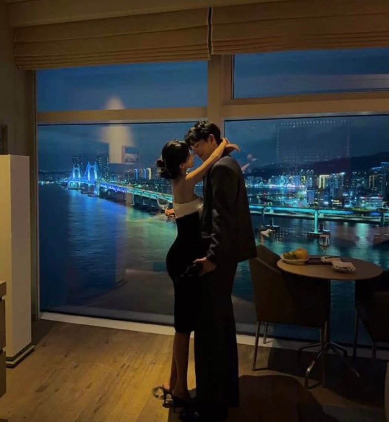 RỜI XA CỐ ĐÌNH CHI